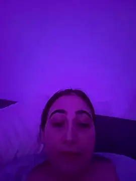 Snapshot of Taylormillie471 chatting on May 12, 2026, 11:24 pm Taylormillie471 online show from May 12, 2026, 11:24 pm