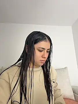 EmilyCxx online show from July 21, 2026, 10:28 am