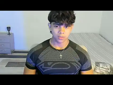 Snapshot of noahprada chatting on May 13, 2026, 4:54 am noahprada online show from May 13, 2026, 4:54 am