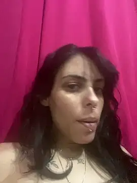Snapshot of Malevola0 chatting on May 6, 2026, 11:54 pm Malevola0 online show from May 6, 2026, 11:54 pm