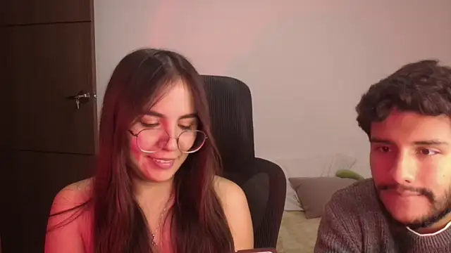 abbyyandmaxx online show from July 15, 2026, 4:18 am
