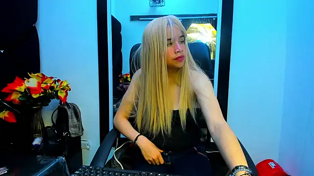 ivyqueen28 online show from June 5, 2026, 5:03 am
