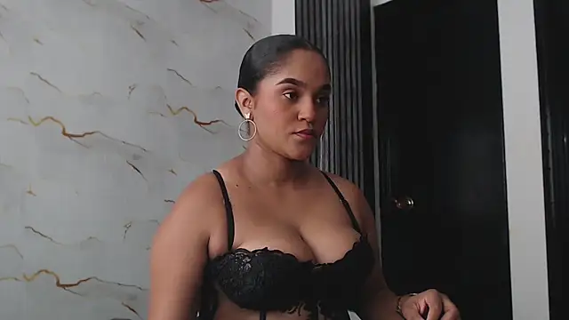 Liaa cams online show from June 11, 2026, 8:29 pm