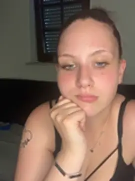 CuteBeaX online show from June 25, 2026, 7:07 pm