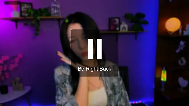 isabella misis online show from May 20, 2026, 11:16 am