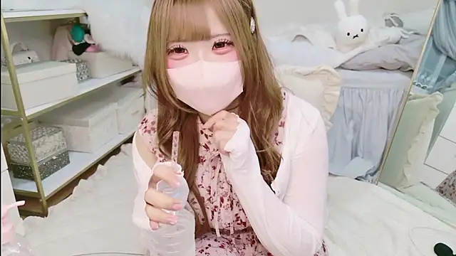 Ichiru chan online show from May 22, 2026, 2:33 pm