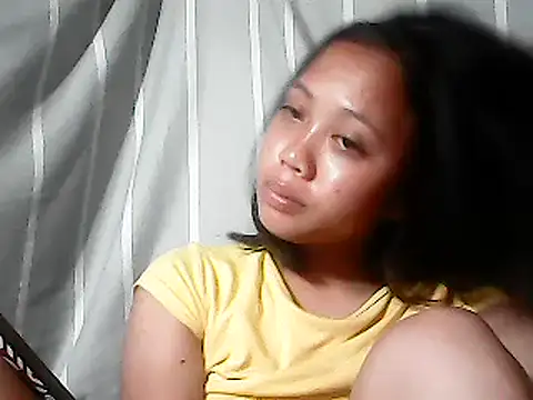 Yours AsianPinayGirl18 online show from June 11, 2026, 9:35 pm