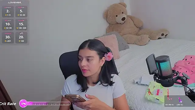 valerihouse  online show from June 11, 2026, 2:53 am