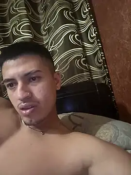 OmarCurtzOc online show from April 29, 2026, 11:33 pm