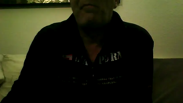 Soloyan online show from September 28, 2025, 4:29 am