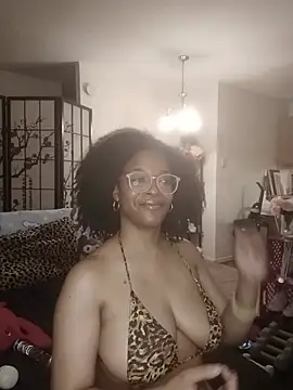 HysteriaHeels online show from June 3, 2026, 6:27 am
