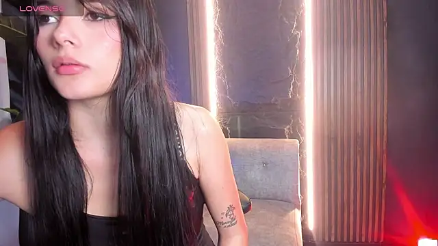 Snapshot of Aili_queen chatting on June 8, 2026, 3:12 pm Aili queen online show from June 8, 2026, 3:12 pm