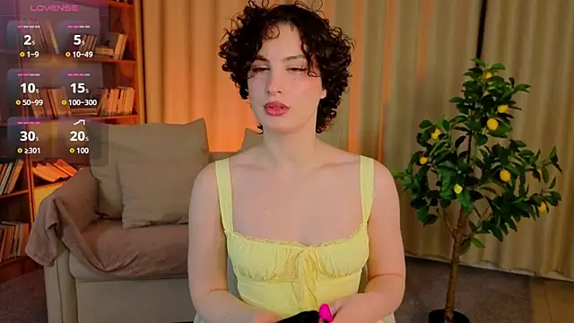 Malena Noir online show from May 8, 2026, 2:39 am