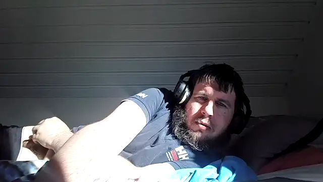 Snapshot of stoffe900 chatting on May 17, 2026, 3:41 pm stoffe900 online show from May 17, 2026, 3:41 pm