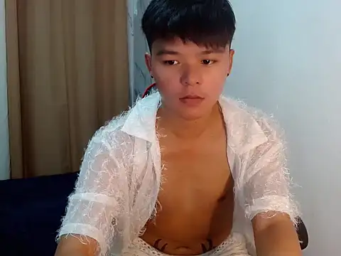yourhotasiandoms online show from May 11, 2026, 8:53 am