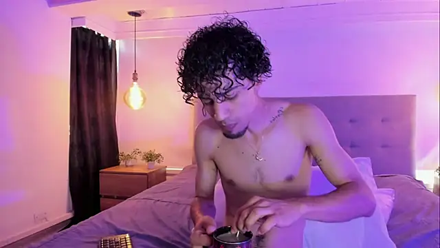 MichaelEvanss  online show from July 2, 2026, 12:55 pm