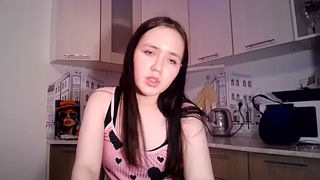 Snapshot of LannieCam chatting on May 15, 2026, 2:24 pm LannieCam online show from May 15, 2026, 2:24 pm