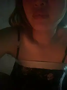 Jasmine dogy online show from May 3, 2026, 1:33 am
