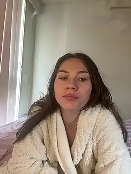 Snapshot of daisycollins chatting on July 1, 2026, 1:18 am daisycollins online show from July 1, 2026, 1:18 am
