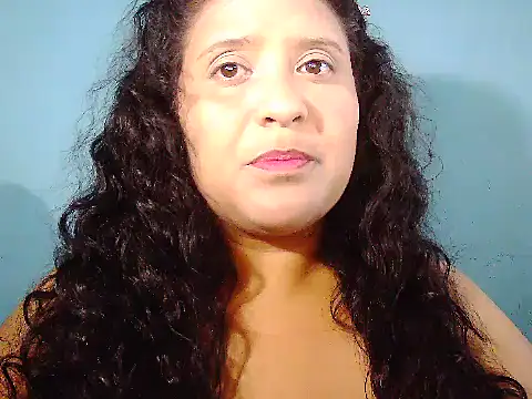 kaeluna online show from May 25, 2026, 6:58 pm