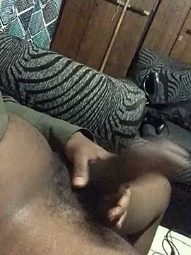 Comeifuckyoass online show from May 1, 2026, 7:51 pm