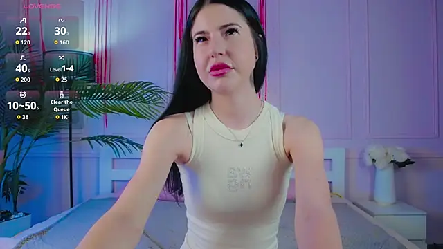 Emily xoo online show from June 11, 2026, 1:42 pm