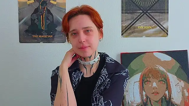 candrivellame online show from May 17, 2026, 11:17 am