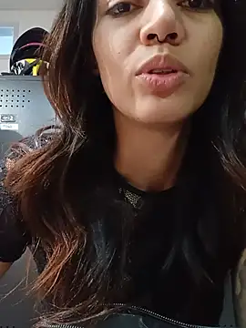 VeroJenkins  online show from July 25, 2026, 12:47 pm