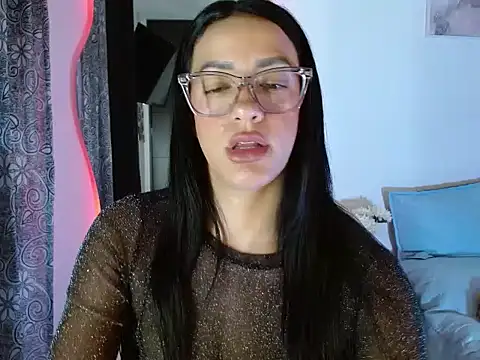 Obsidianlove1 online show from May 8, 2026, 1:55 am