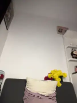 jessiecraffx online show from July 6, 2026, 3:03 pm