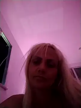 CopacabanaBlondgirl online show from May 9, 2026, 5:45 am