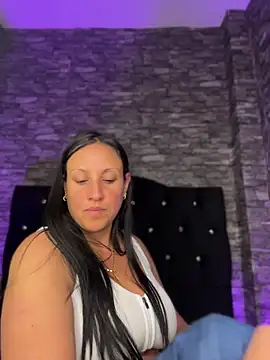 Cloe-Fire online show from July 9, 2026, 11:09 pm