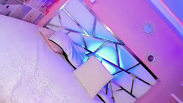 Snapshot of Lexxy_Mattell chatting on May 18, 2026, 5:35 am Lexxy Mattell online show from May 18, 2026, 5:35 am