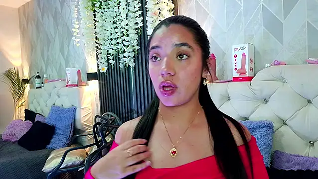 Zaira bonny online show from June 11, 2026, 8:18 pm