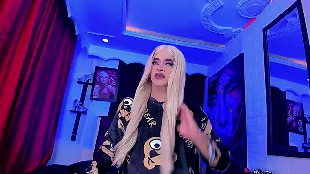 Snapshot of Mia_Colucci25 chatting on June 27, 2026, 11:10 pm Mia Colucci25 online show from June 27, 2026, 11:10 pm