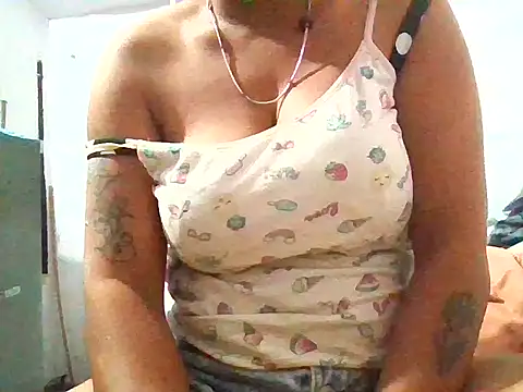 RubinaKhan6 online show from June 12, 2026, 4:17 pm