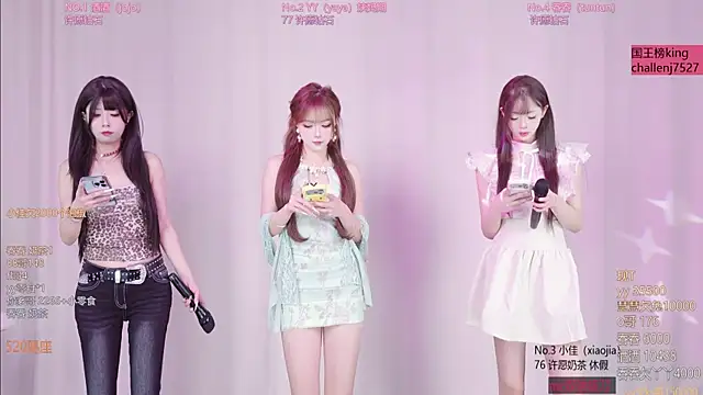 Lris-Girls online show from May 27, 2026, 7:27 am