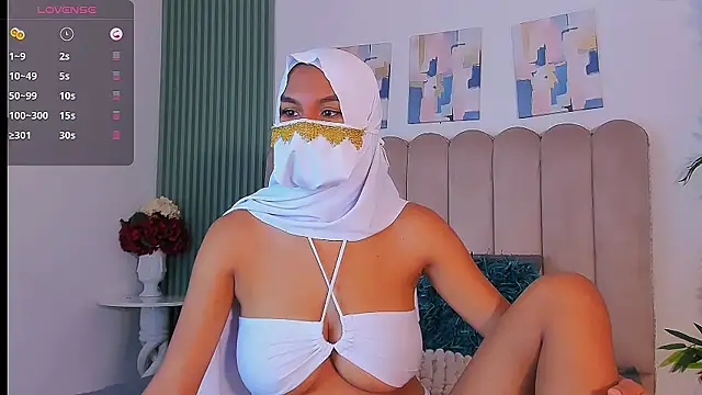 Snapshot of Saida__ chatting on May 19, 2026, 3:07 pm Saida online show from May 19, 2026, 3:07 pm
