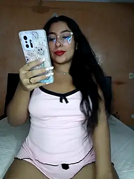Ela tyson online show from May 7, 2026, 1:55 am