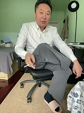 mrcake666 online show from June 18, 2026, 9:14 am