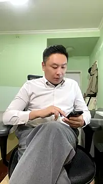 mrcake666 online show from July 9, 2026, 12:42 pm