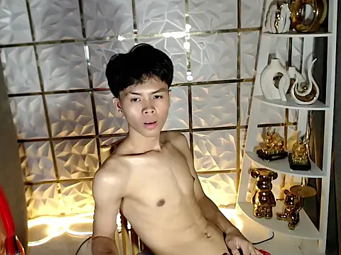 sweetguy forth online show from May 4, 2026, 4:08 am