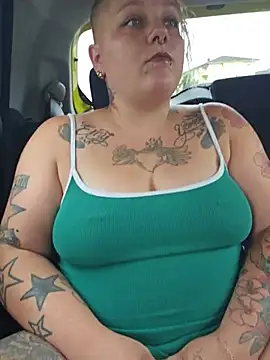 Lady Peggi online show from July 18, 2026, 2:21 pm