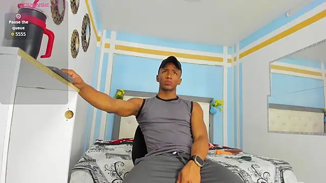 Snapshot of CloeHuffman chatting on June 22, 2026, 8:39 pm CloeHuffman online show from June 22, 2026, 8:39 pm