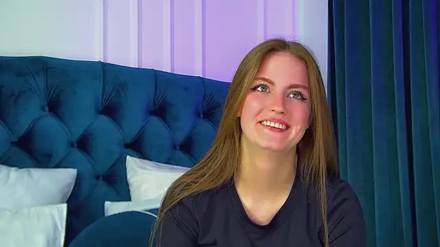 SofiaSarvains online show from July 16, 2026, 6:25 pm