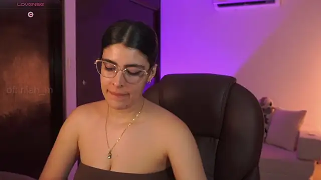  Niah online show from June 3, 2026, 10:59 pm