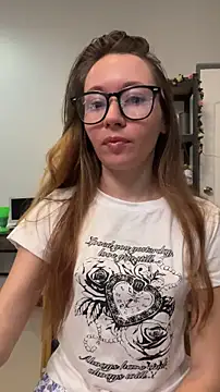 Mini girl do it better online show from May 25, 2026, 11:55 pm