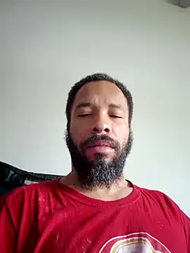 yoursexydaddy8181 online show from May 10, 2026, 3:50 pm