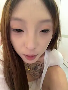 Snapshot of bread-rabbit chatting on May 18, 2026, 2:12 pm bread-rabbit online show from May 18, 2026, 2:12 pm