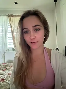 Snapshot of LillyStarr chatting on July 9, 2026, 7:34 am LillyStarr online show from July 9, 2026, 7:34 am